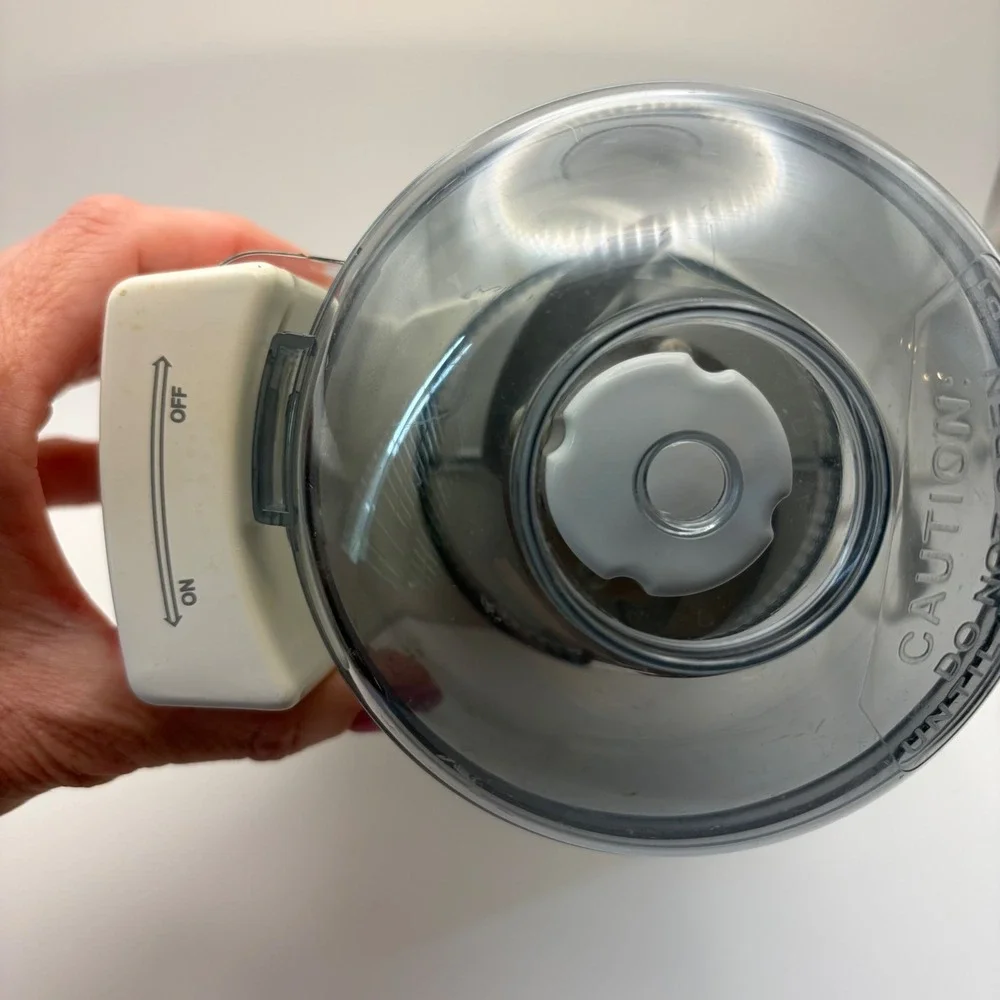Sunbeam Oskar Jr Chopper Plus White Mini Food Processor‎ 4816-9 Tested Vintage
